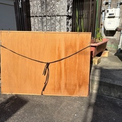 額の画像