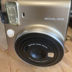 【☆絶版☆】早期取引希望 MICHAEL KORSコラボモデル Instax Mini70 Instant Camera インスタントカメラ　チェキの画像