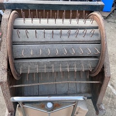 昭和レトロ　 足踏み脱穀機　組合号の画像