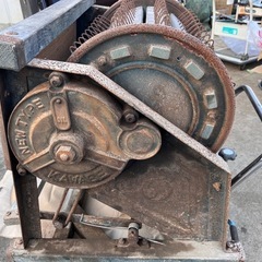 昭和レトロ　 足踏み脱穀機　組合号の画像
