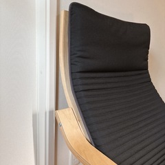 IKEA ポエング 1人掛け用　パーソナルチェアの画像