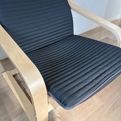IKEA ポエング 1人掛け用　パーソナルチェアの画像