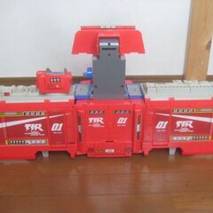 激レア トミカ 大型消防車 緊急レッドレスキューの画像