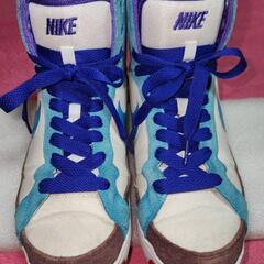 NIKEスニーカー
