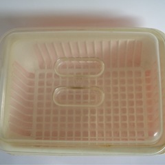 食器ケースの画像