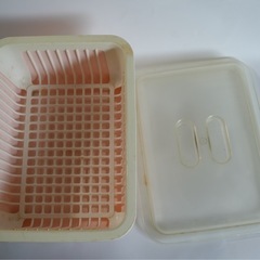 食器ケースの画像