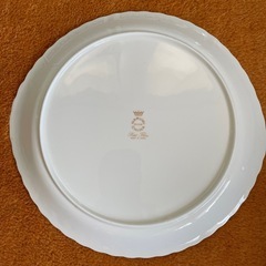 NARUMI bone china 横27.5cmの画像