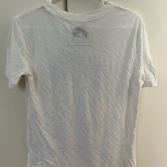 GU ロゴTシャツ タグ付きの画像