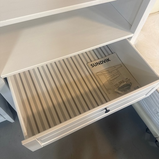 IKEA おむつ替え台　SUNDVIK