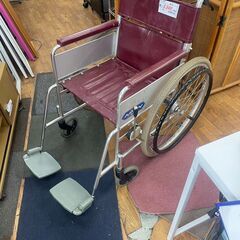 リサイクルショップどりーむ鹿大前店　No2130 車イス　即使用可能♪　折りたたみ可能♪　ブレーキ　タイヤ　状態良好♪の画像