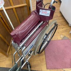 リサイクルショップどりーむ鹿大前店　No2130 車イス　即使用可能♪　折りたたみ可能♪　ブレーキ　タイヤ　状態良好♪の画像