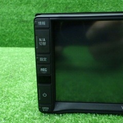 フォルクスワーゲン　1K系　ゴルフ　純正　HDDナビ　J3C　AE2　A01A　本体のみ　210608034の画像