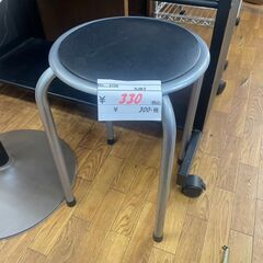 リサイクルショップどりーむ鹿大前店　No2126 丸椅子　シンプ...