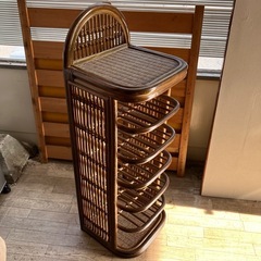 ラタン　籐　スリッパ置きの画像