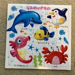 値下げ！100円おまけ付　ディズニー　アンパンマン　アイカツフレンズ　ざんねんないきもの　ぬりえ　25pパズルの画像