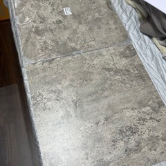 【差し上げます】
背景ボード  60cm×60cm 撮影用