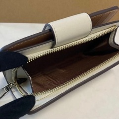 新品　COACH　折り財布　レディース　土日限定の画像