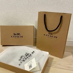 新品　COACH　折り財布　レディース　土日限定の画像