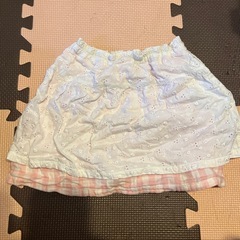 110サイズスカートの画像