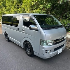 ハイエース • ターボディーゼル • ベッド付き