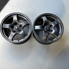 32GTR ホイル　2本