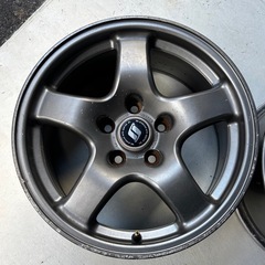 32GTR ホイル　2本の画像