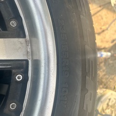 19インチホイールタイヤの画像