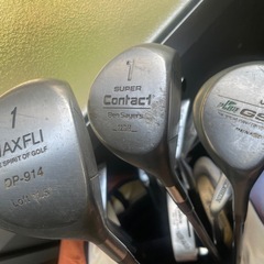 ゴルフクラブ、バックのセットの画像