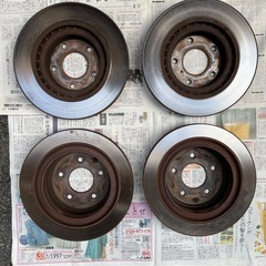 フェアレディZ z33 純正ブレーキローターとキャリパーセットの画像