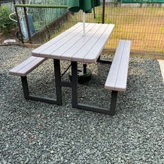 【取り引き中‼️】　
ガーデンテーブル