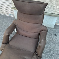 手置きあり椅子の画像