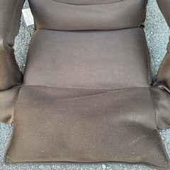 手置きあり椅子の画像