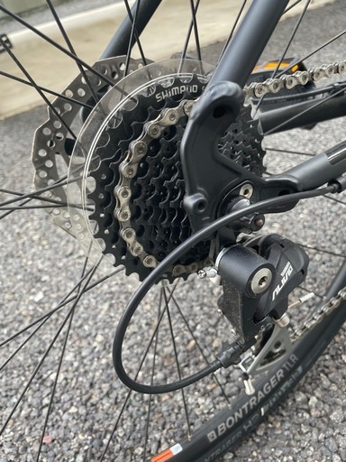 TREK FX3 2018 展示品のため付属品多数（空気入れ等） 