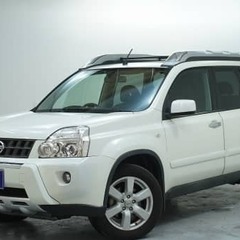 人気のSUV🚗✨サンルーフも付いてます(o゜▽゜)o☆日産エクストレイル25Xtの画像