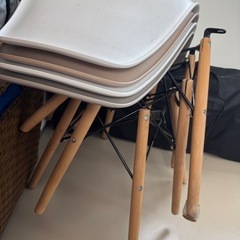 チェア4脚の画像