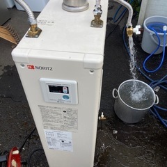 チェック済み　17年製　ノーリツ　OX-307F 石油給湯機　ボイラー