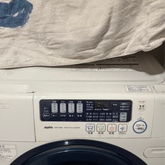 ドラム式乾燥機付き洗濯機の画像