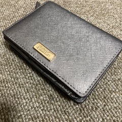 ほぼ新品🔴Kate spadeケイトスペード🔴財布