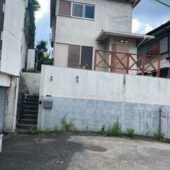 フルリフォーム済みの一戸建て、多摩湖に近い静かな街にあります