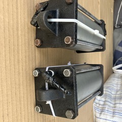 空気圧シリンダ　中古
の画像