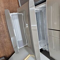 冷蔵庫大幅値下げしました🎵￥49,500→￥39,600　No2937　6ドア冷蔵庫　2014年製　容量475L　自動製氷機能付き♪　ファミリー向けサイズです♪　リサイクルショップどりーむ天保山店の画像