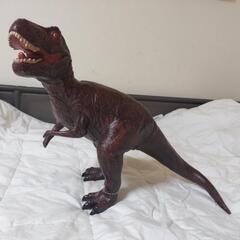 恐竜のフィギュア