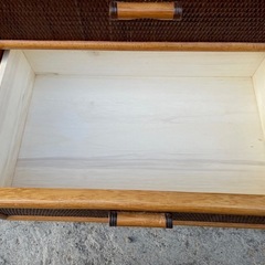 ★状態〇★ 家具 カザマ 藤 4段 チェスト ワイド W60xD40xH89cm ラタン 棚 衣類 収納の画像