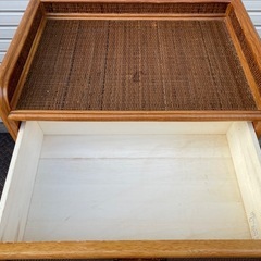 ★状態〇★ 家具 カザマ 藤 4段 チェスト ワイド W60xD40xH89cm ラタン 棚 衣類 収納の画像