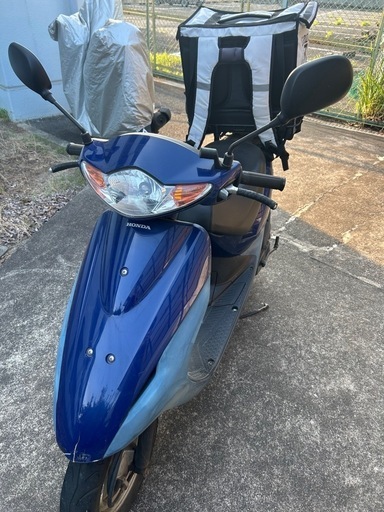 この夏フードデリバリーしたい方必見！　フィックスキャッチ+デリバリーバッグ付き　原付50cc　dio 4スト 青色