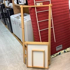 【リサイクルサービス八光】幅74㎝  木製　ハンガーラック　折りたたみ式の画像