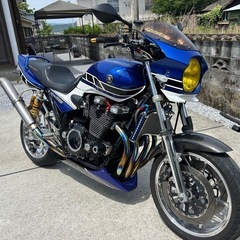 YAMAHA XJR1200
の画像