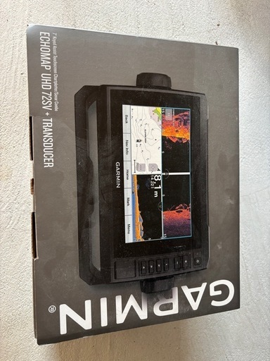 ガーミン魚探ECHOMAP UHD 72SV、振動子CT51M-TM、バッテリーケース