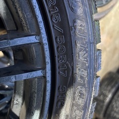 アルミホイールタイヤ付きの画像