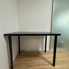 ニトリブラックデスクの画像